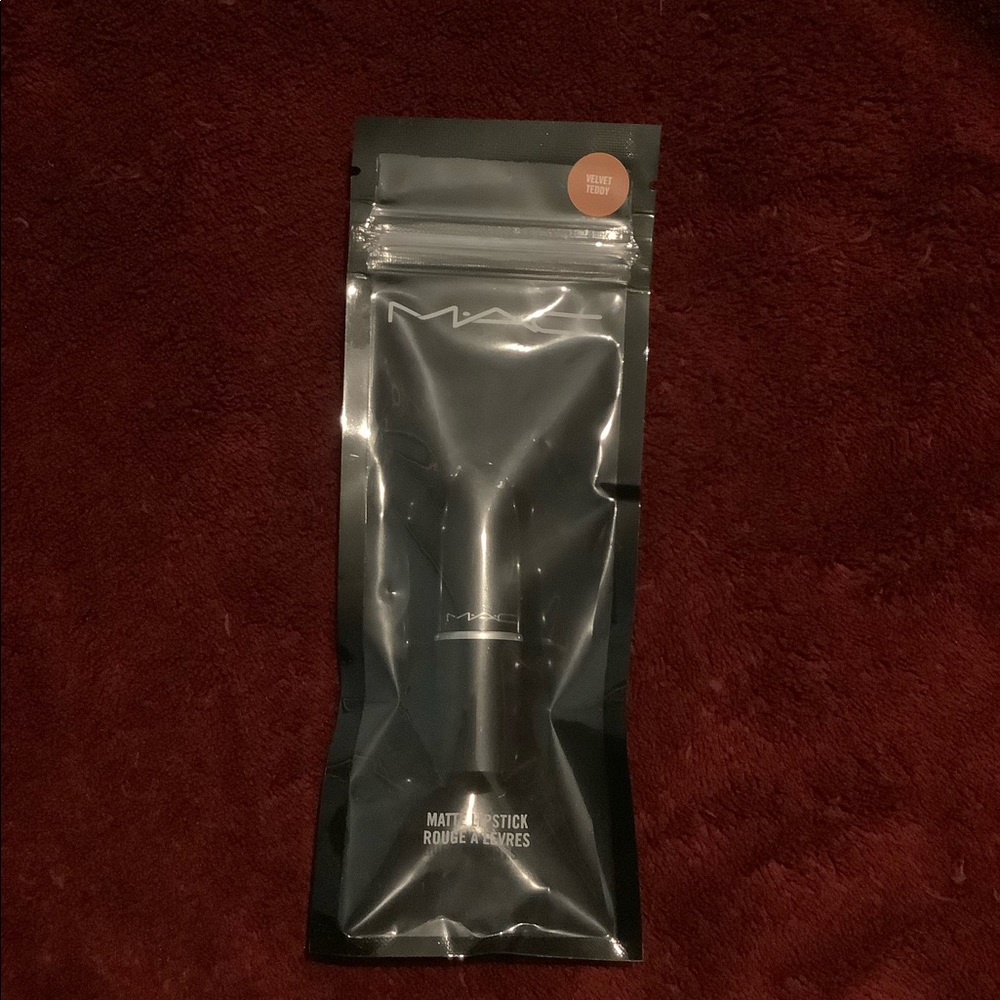 Mac lipstick